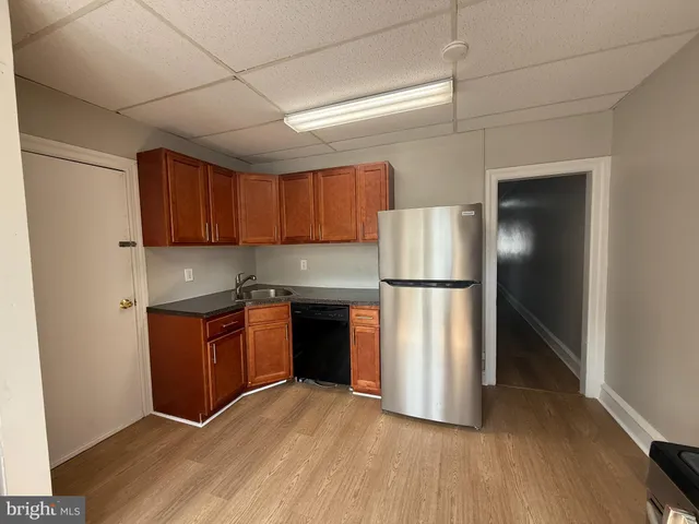 $1,600 | 12 East Glenside Avenue, Glenside, PA 19038