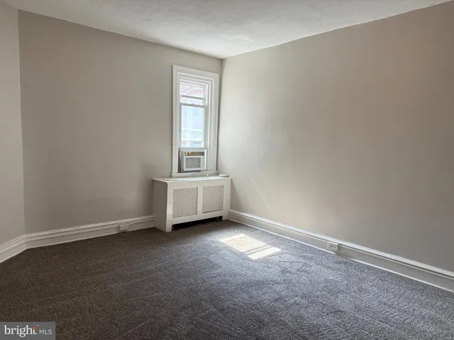 $1,600 | 12 East Glenside Avenue, Glenside, PA 19038