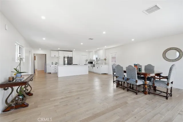 $889,000 | 2165 West 115th Street, Hawthorne, CA 90250