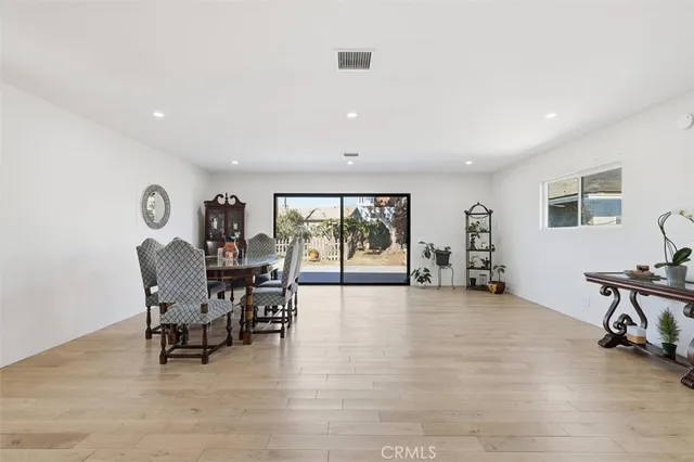 $889,000 | 2165 West 115th Street, Hawthorne, CA 90250