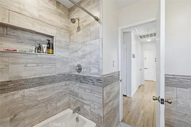 $889,000 | 2165 West 115th Street, Hawthorne, CA 90250