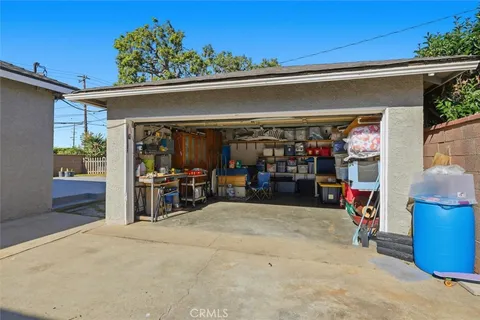 $889,000 | 2165 West 115th Street, Hawthorne, CA 90250