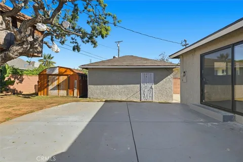 $889,000 | 2165 West 115th Street, Hawthorne, CA 90250