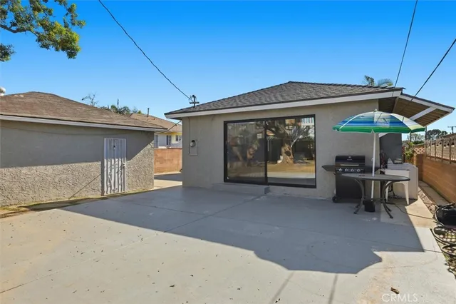 $889,000 | 2165 West 115th Street, Hawthorne, CA 90250