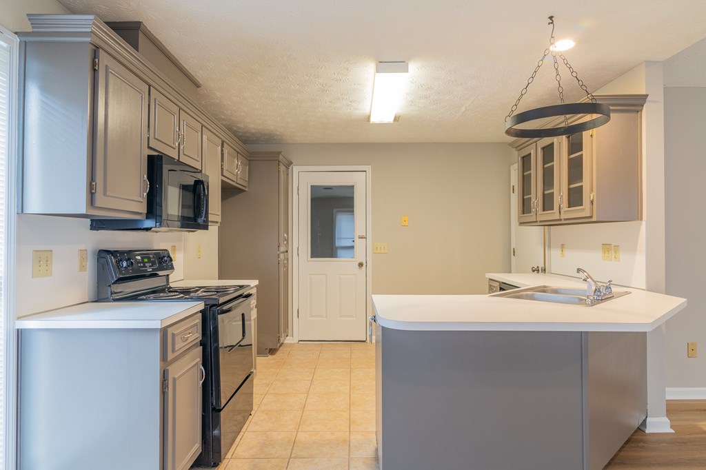 5742 Perry Avenue Columbus, GA 31909 - Photo 5 of 17 Gallery Image 5