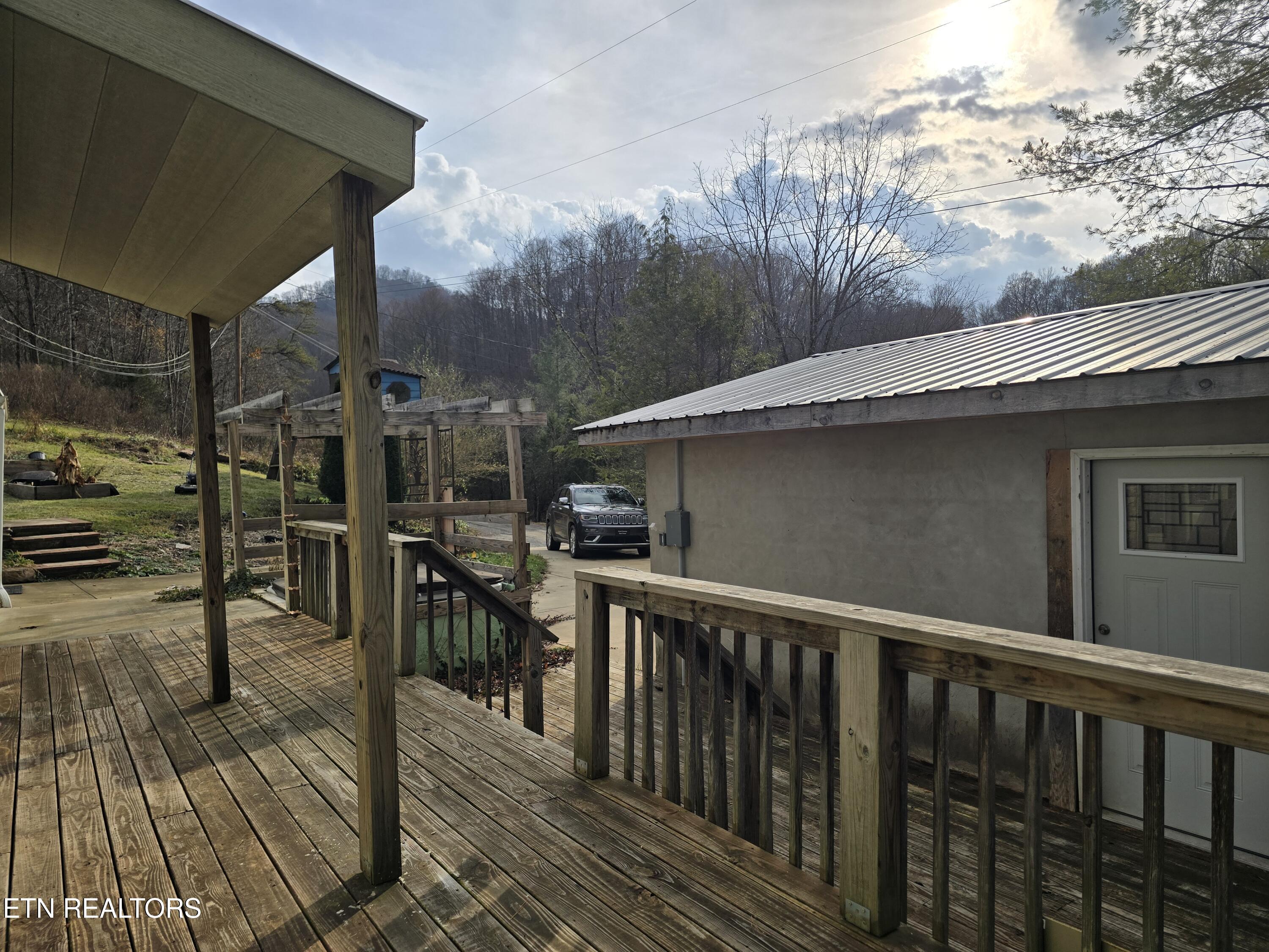 197 Wolfe Road Sneedville, TN 37869 - Photo 52 of 60 20251119_144900