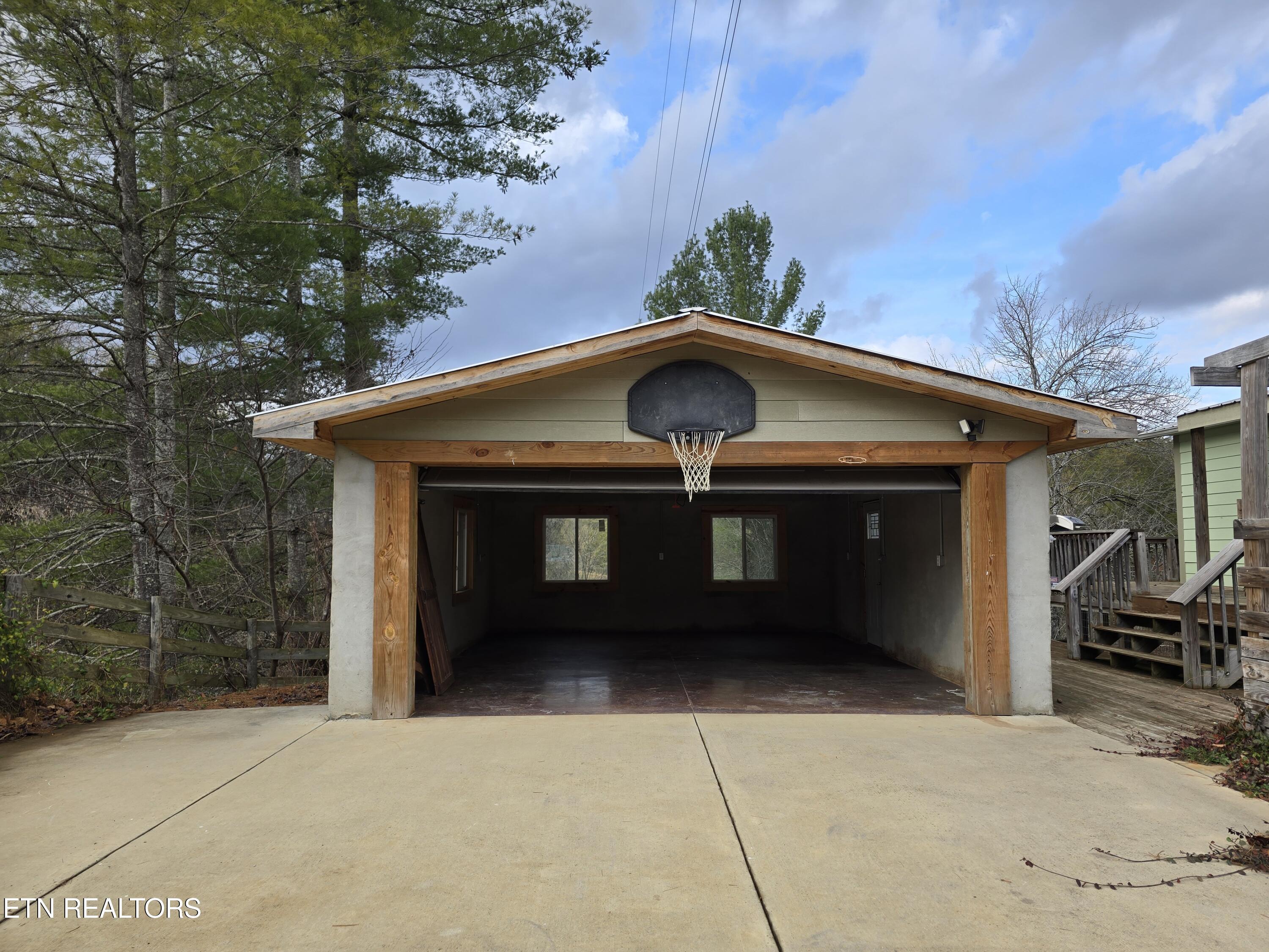 197 Wolfe Road Sneedville, TN 37869 - Photo 54 of 60 20251119_144029