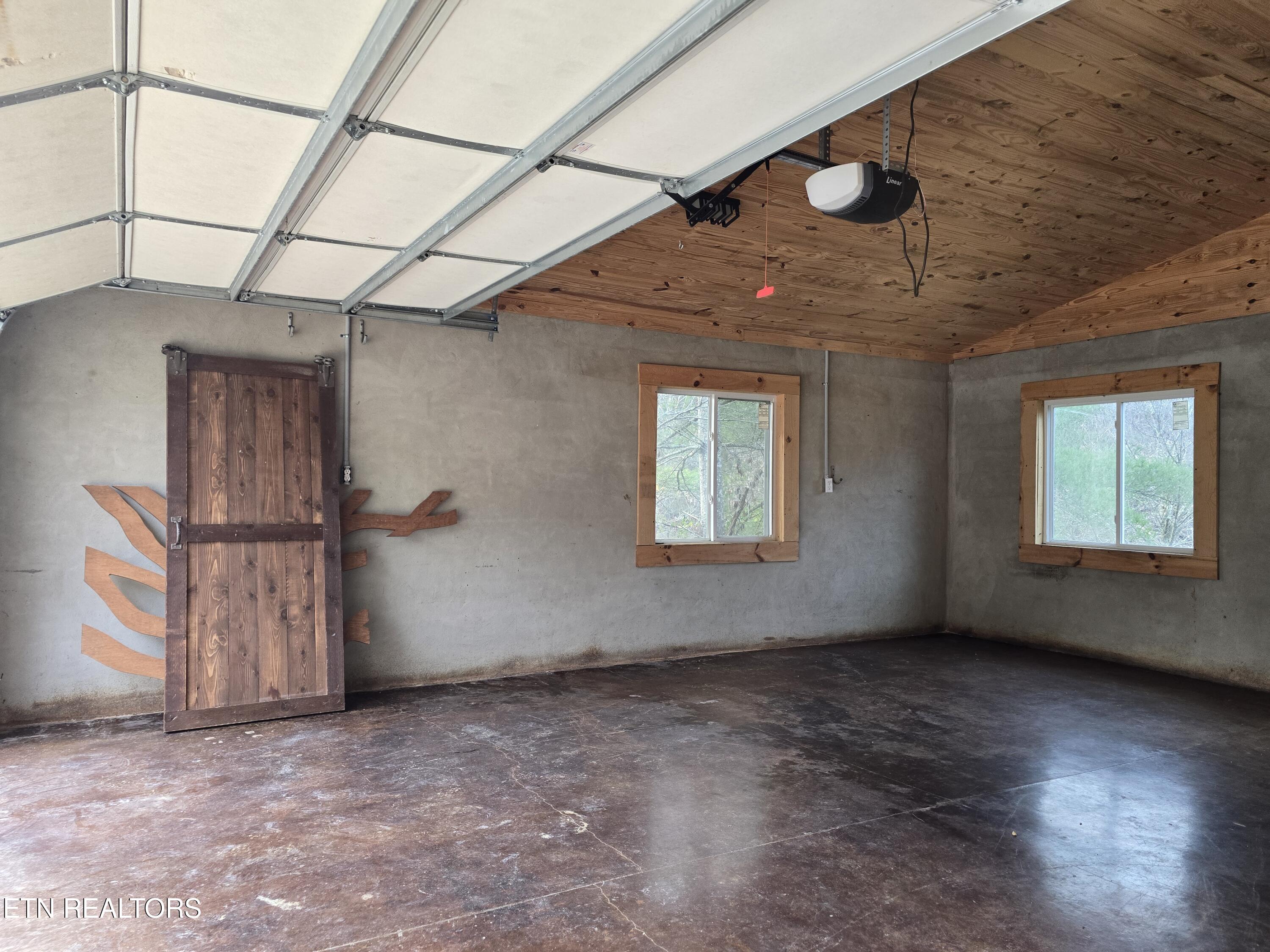 197 Wolfe Road Sneedville, TN 37869 - Photo 55 of 60 20251119_152713