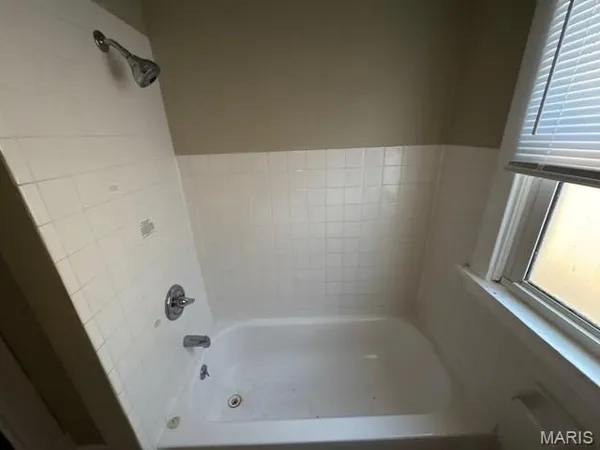 $119,900 | 4083 Schiller Place, St. Louis, MO 63116