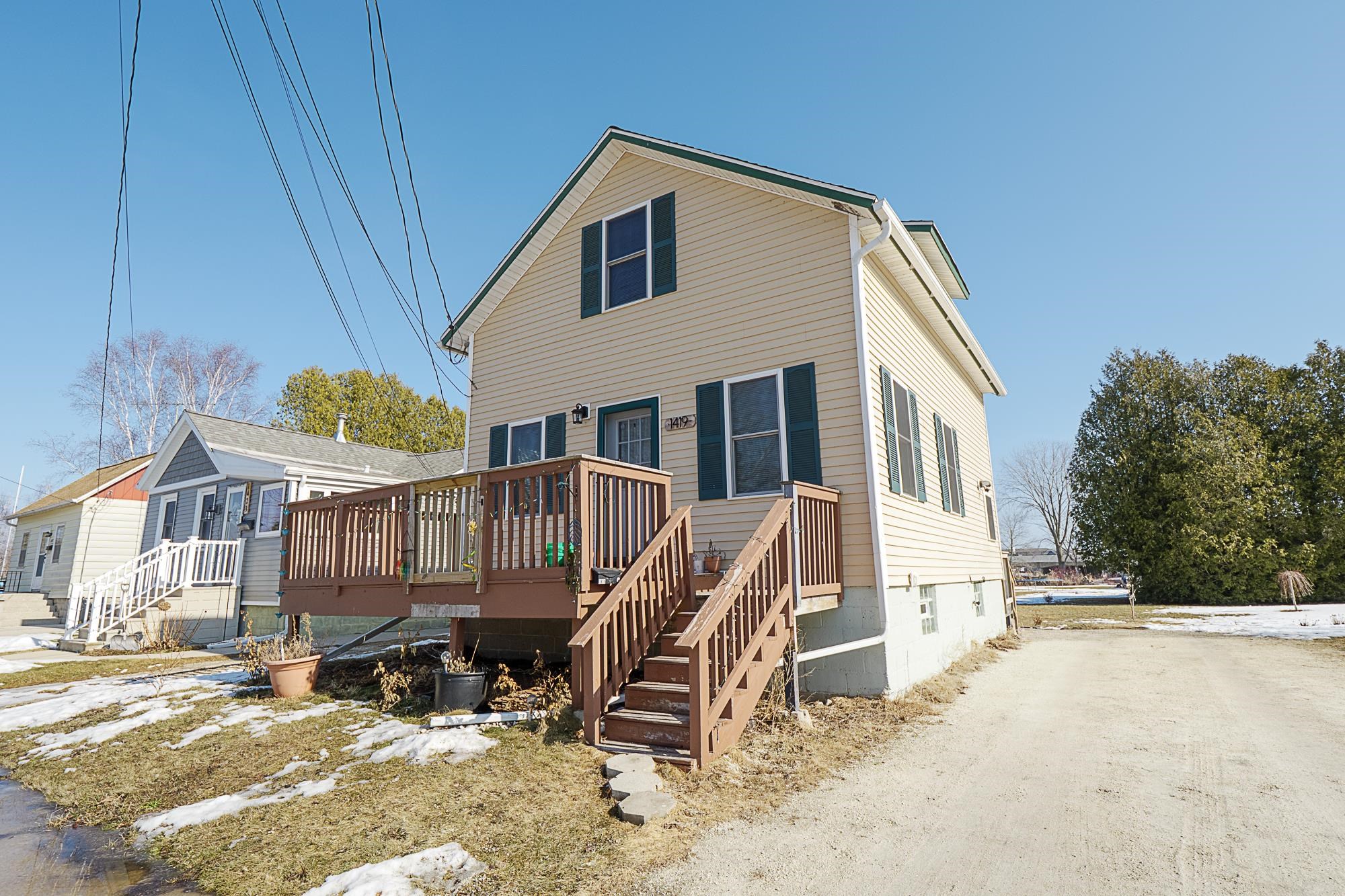 1419 School Street Two Rivers, WI 54241 - Photo 1 of 1