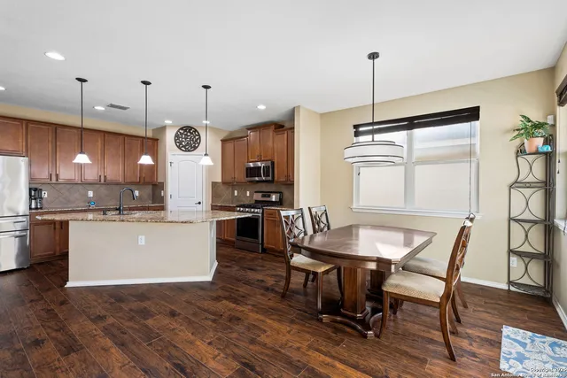 $375,000 | 9919 Copper Rise, Converse, TX 78109