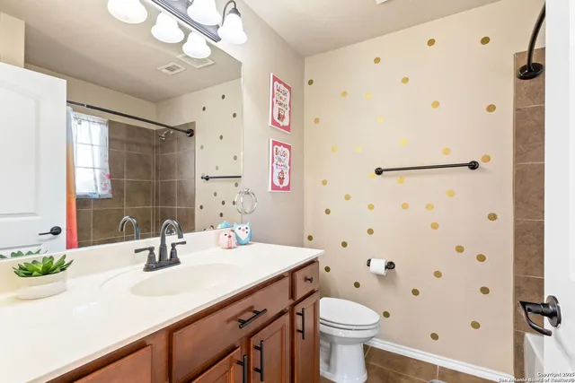 $375,000 | 9919 Copper Rise, Converse, TX 78109