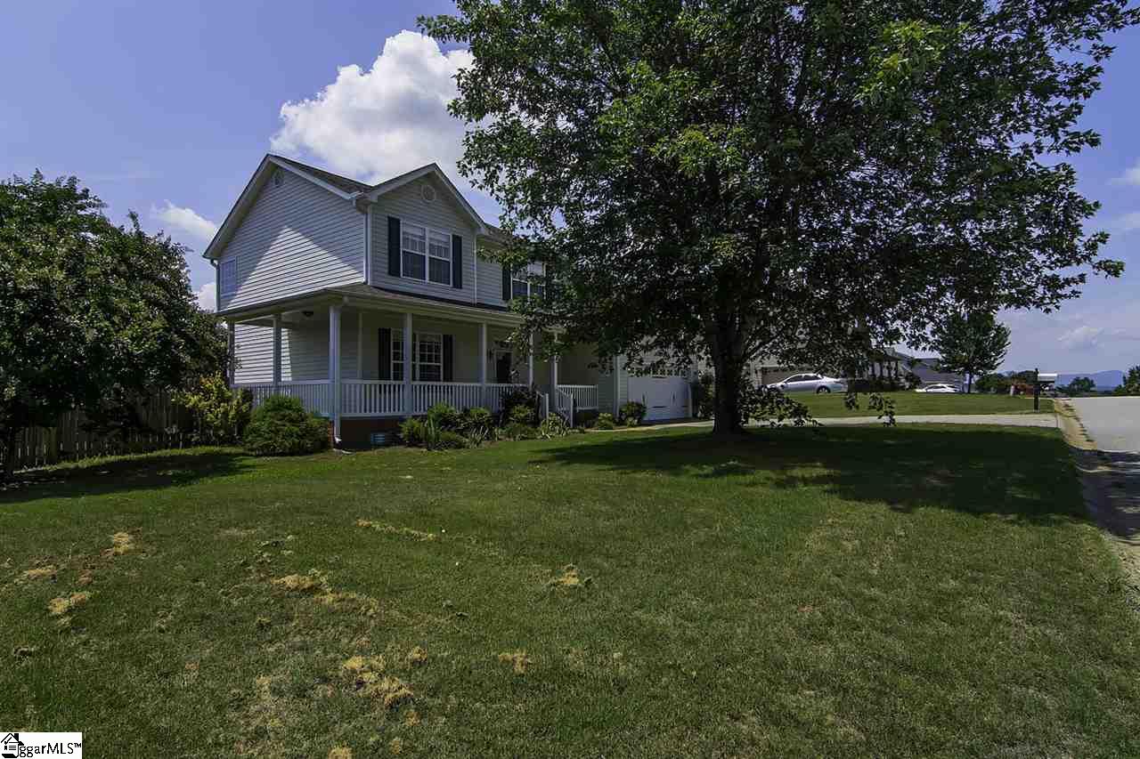 15 Rustcraft Drive Greer, SC 29651 - Photo 3 of 33