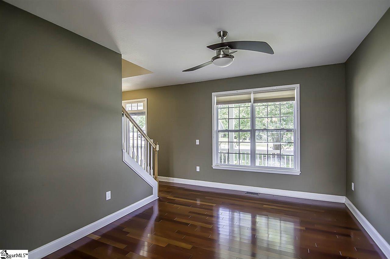 15 Rustcraft Drive Greer, SC 29651 - Photo 7 of 33