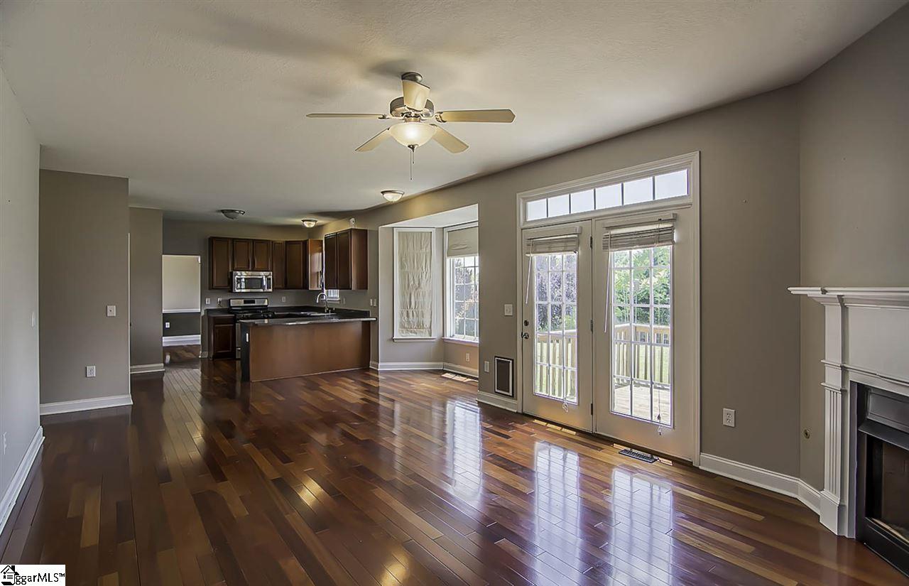 15 Rustcraft Drive Greer, SC 29651 - Photo 10 of 33