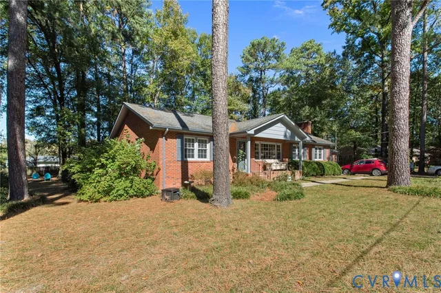 $389,000 | 1637 Forest Glenn Circle, Chester, VA 23836
