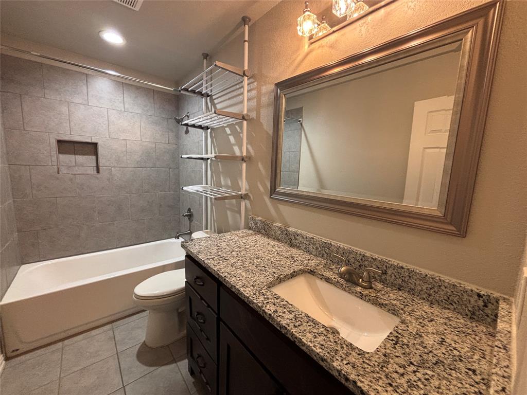 621 North Ave B Springtown, TX 76082 - Photo 14 of 26