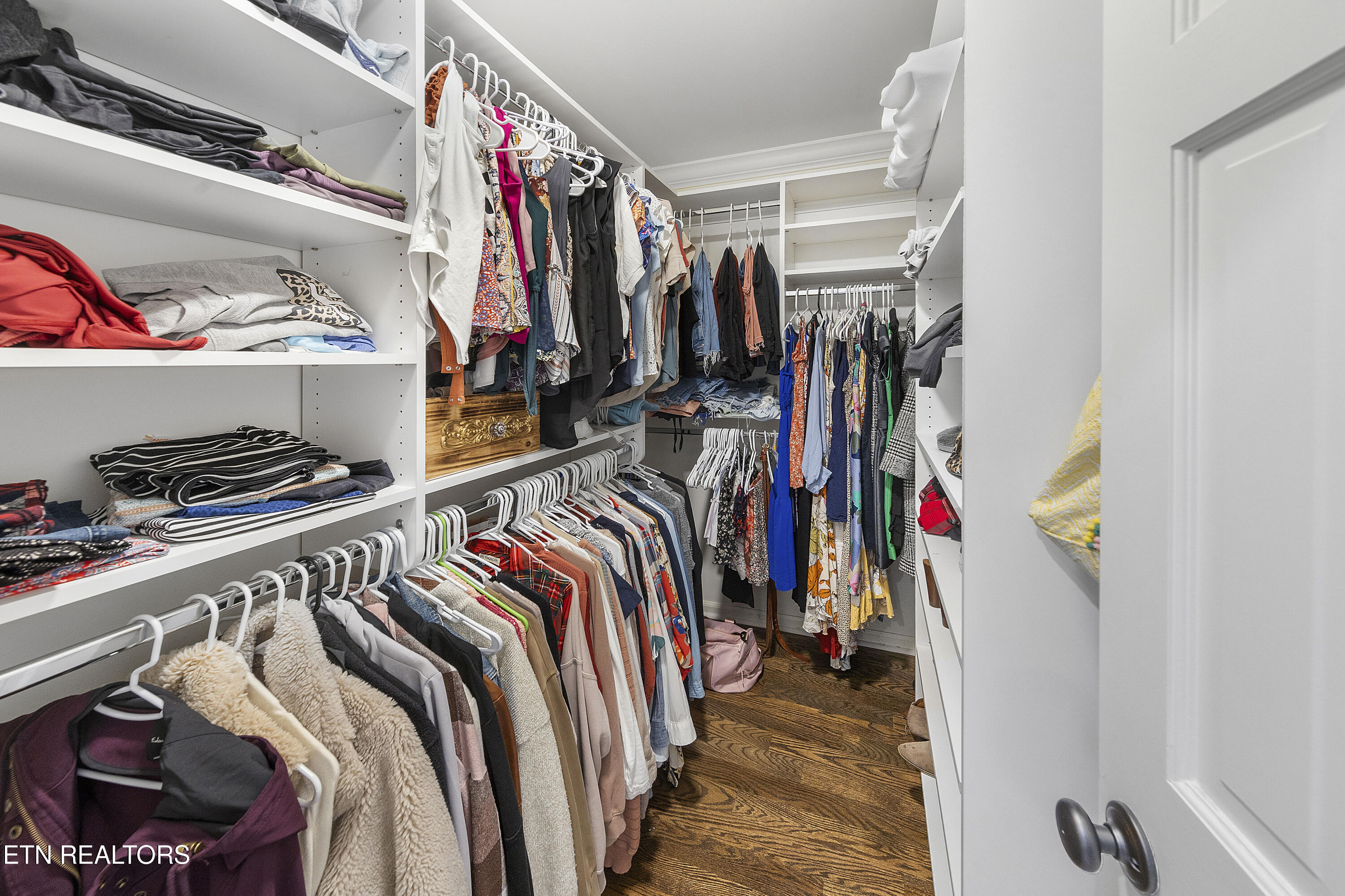 1503 Rudder Lane Knoxville, TN 37919 - Photo 20 of 34 20_Primary Closet