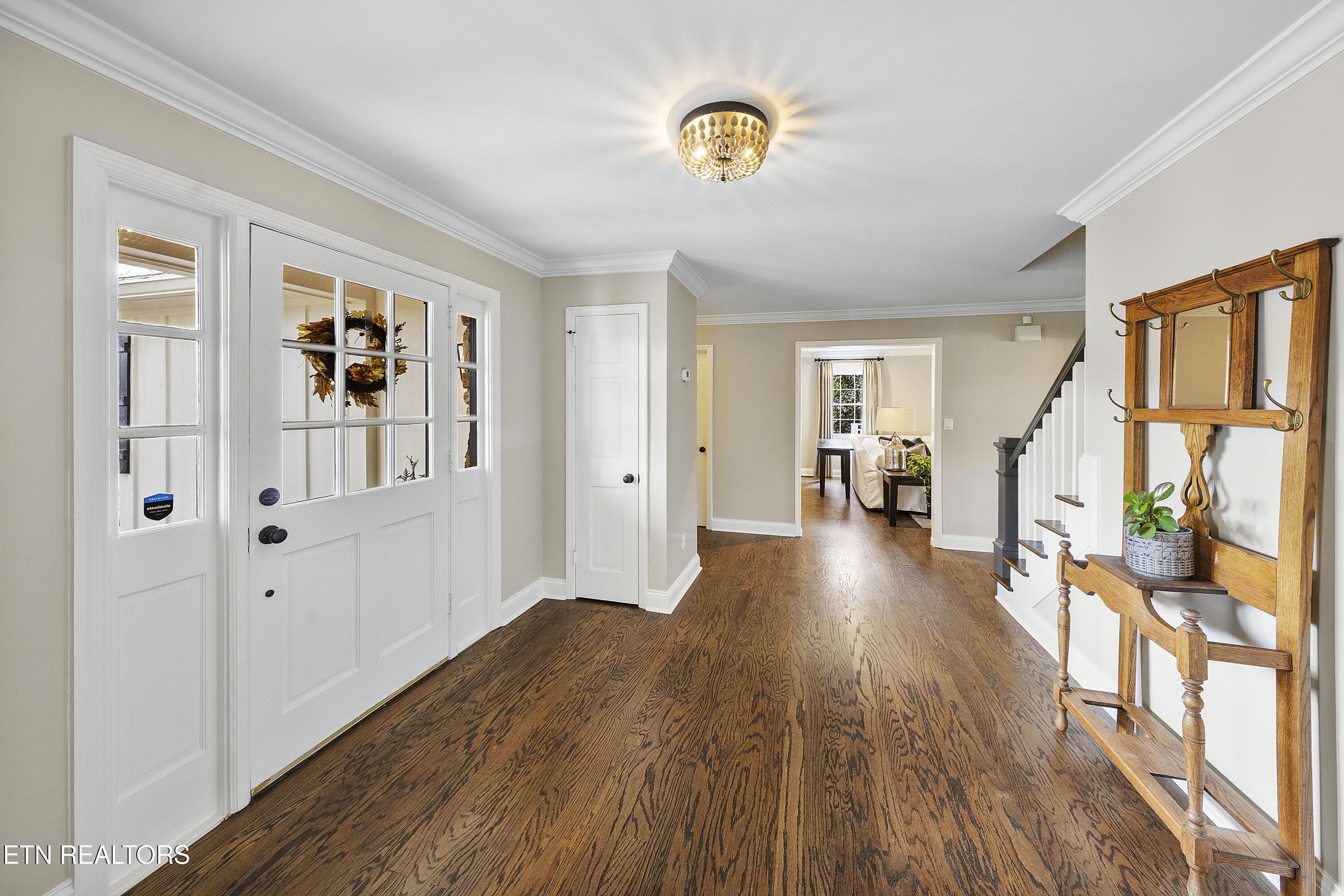 1503 Rudder Lane Knoxville, TN 37919 - Photo 7 of 34 7_Foyer