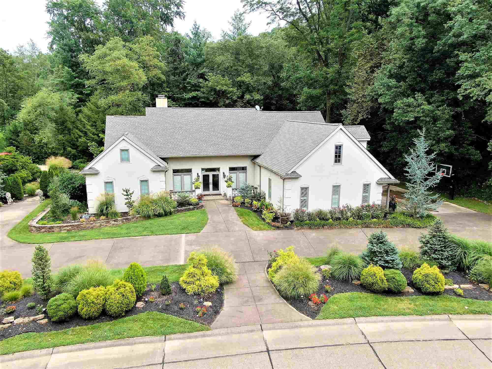 11501 Blue Grass Road Evansville, IN 47725 - Photo 2 of 36 Gallery Image 2