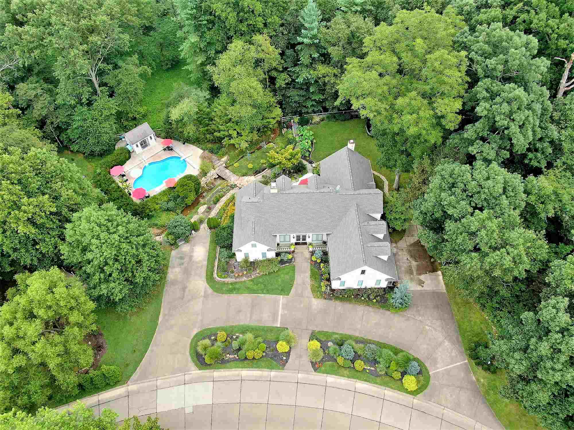 11501 Blue Grass Road Evansville, IN 47725 - Photo 3 of 36 Gallery Image 3
