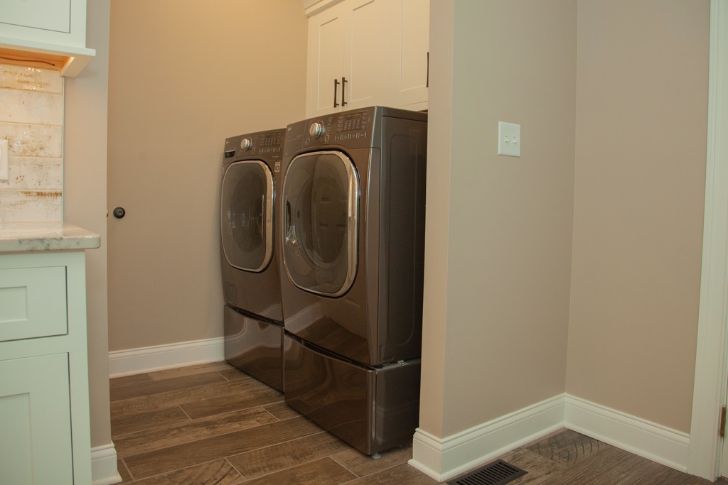 11501 Blue Grass Road Evansville, IN 47725 - Photo 23 of 36 Gallery Image 23