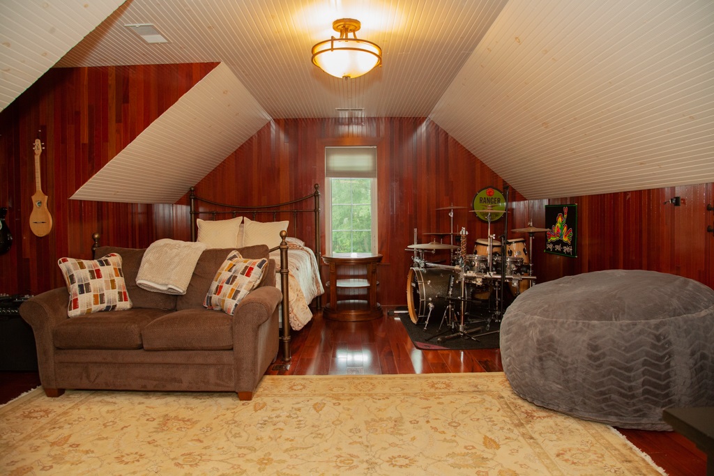 11501 Blue Grass Road Evansville, IN 47725 - Photo 26 of 36 Gallery Image 26
