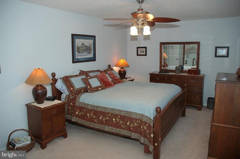 6502 White Post Road Centreville, VA 20121 - Photo 9 of 12 Master Bedroom