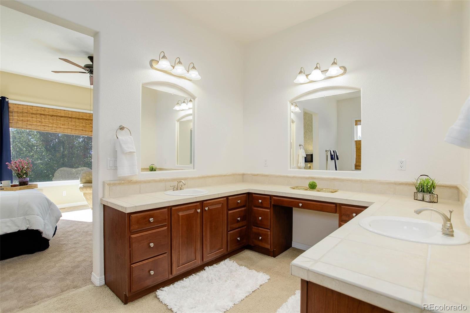 2702 Stonecrest Point Highlands Ranch, CO 80129 - Photo 20 of 44 Gallery Image 20
