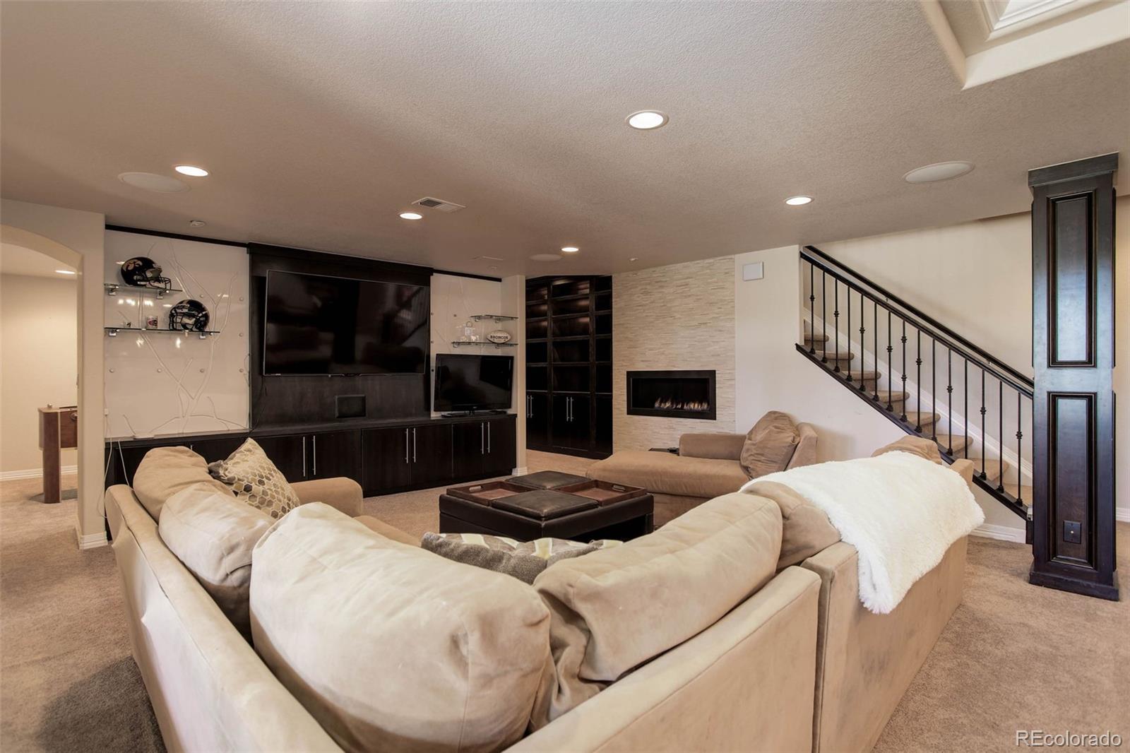 2702 Stonecrest Point Highlands Ranch, CO 80129 - Photo 26 of 44 Gallery Image 26