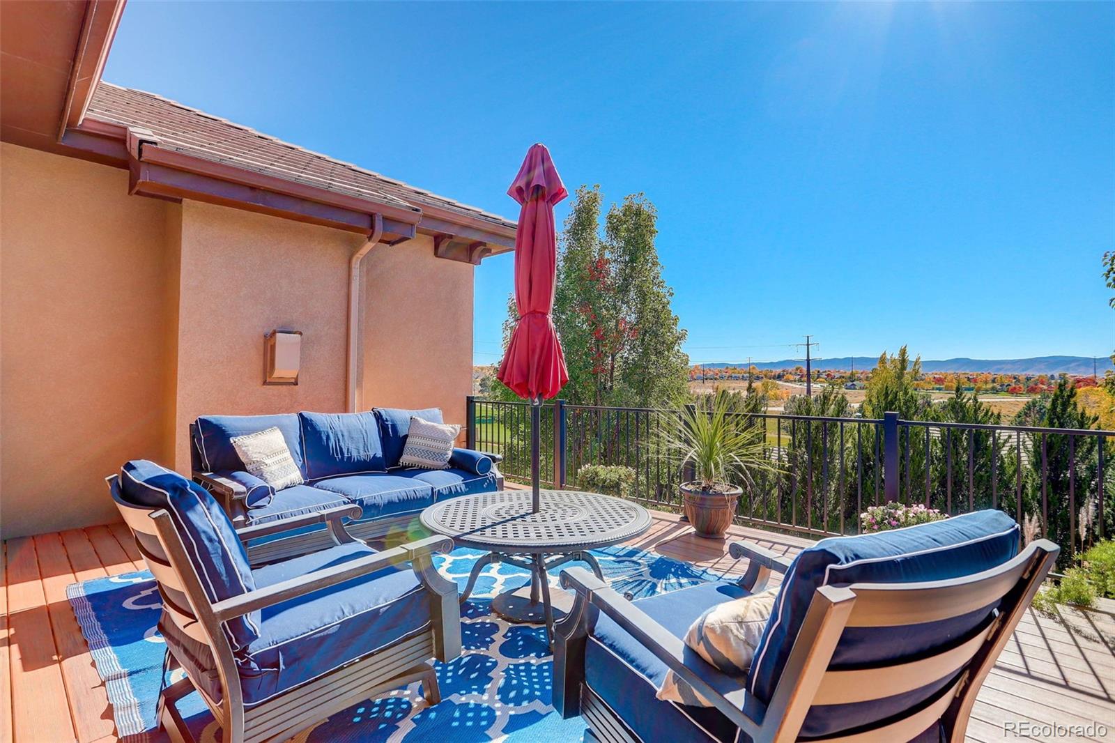 2702 Stonecrest Point Highlands Ranch, CO 80129 - Photo 10 of 44 Gallery Image 10