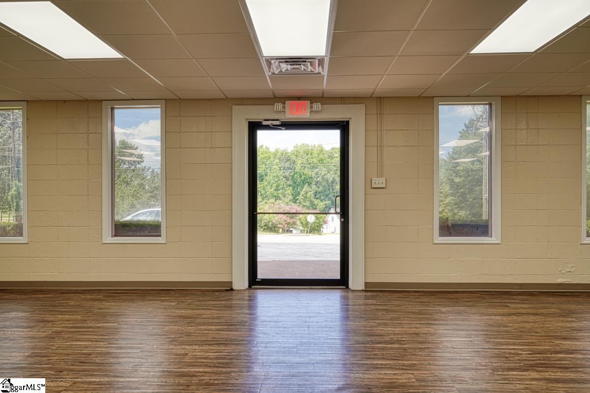 2270 Old Furnace Road Boiling Springs, SC 29316 - Photo 2 of 36 Gallery Image 2