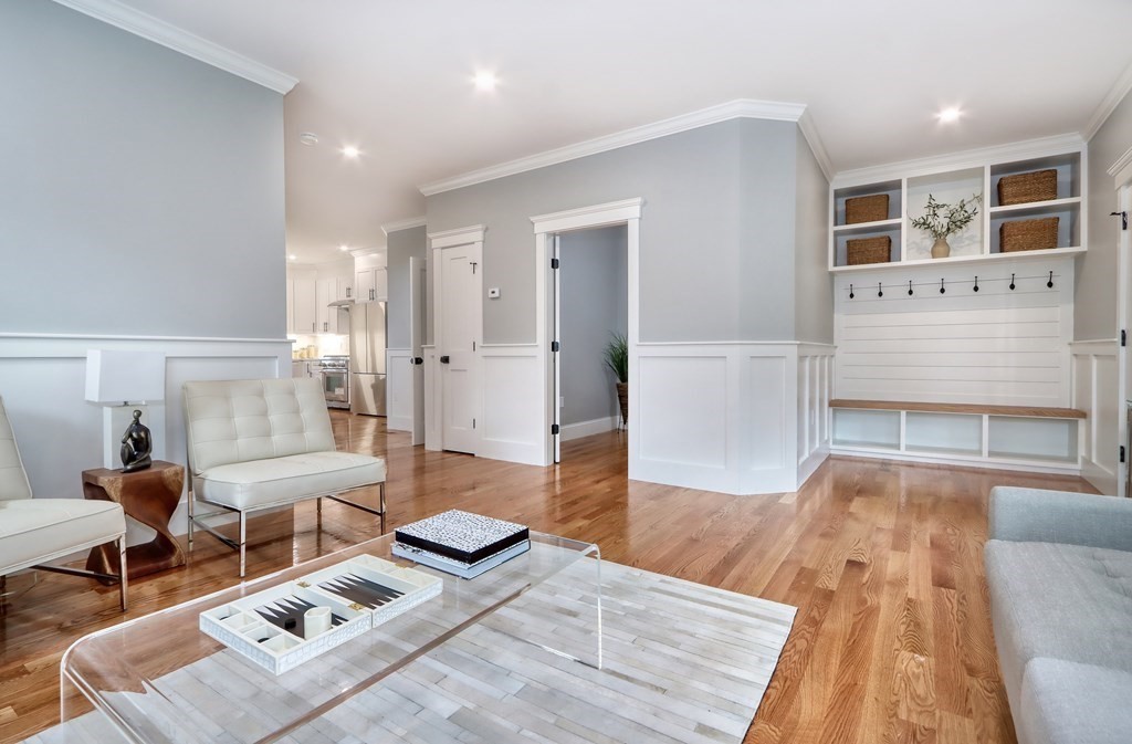 17 Tufts Road, Unit 17 Winchester, MA 01890 - Photo 3 of 42 Gallery Image 3