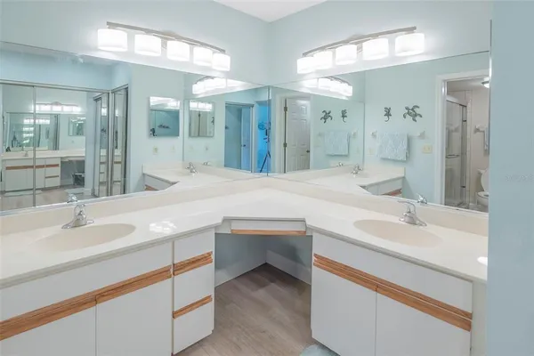 $265,000 | 425 Cerromar Terrace, Unit 459, Venice, FL 34293
