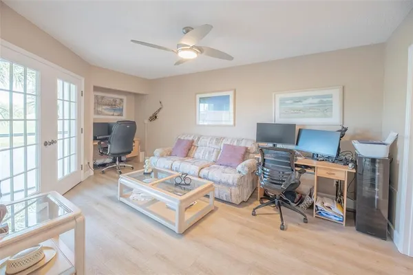 $265,000 | 425 Cerromar Terrace, Unit 459, Venice, FL 34293