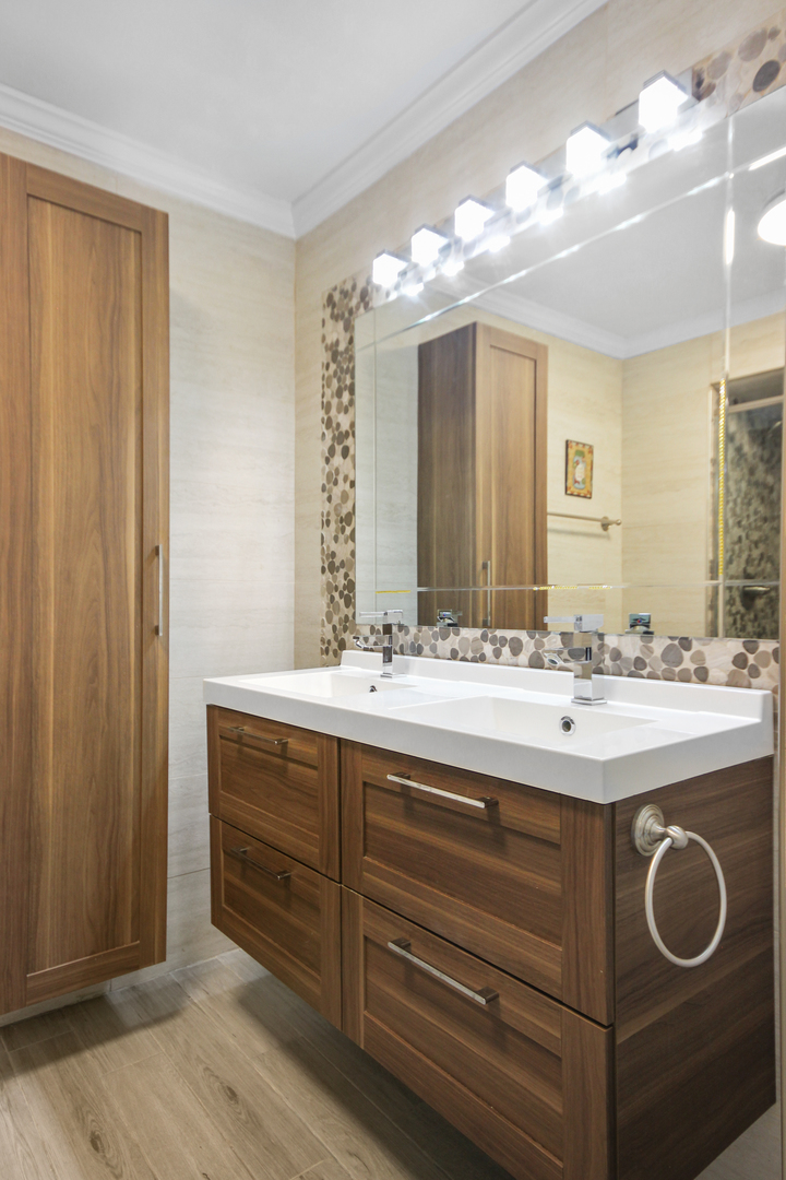 2938 East Shagbark Trail Crete, IL 60417 - Photo 18 of 22 a bathroom with a double vanity sink and a mirror