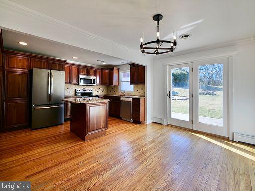 412 James Lane Springfield, PA 19064 - Photo 9 of 26 Gallery Image 9