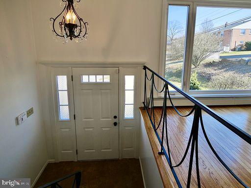 412 James Lane Springfield, PA 19064 - Photo 10 of 26 Gallery Image 10
