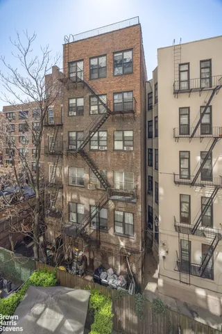 $475,000 | 230 East 15th Street, Unit 5J | Gramercy