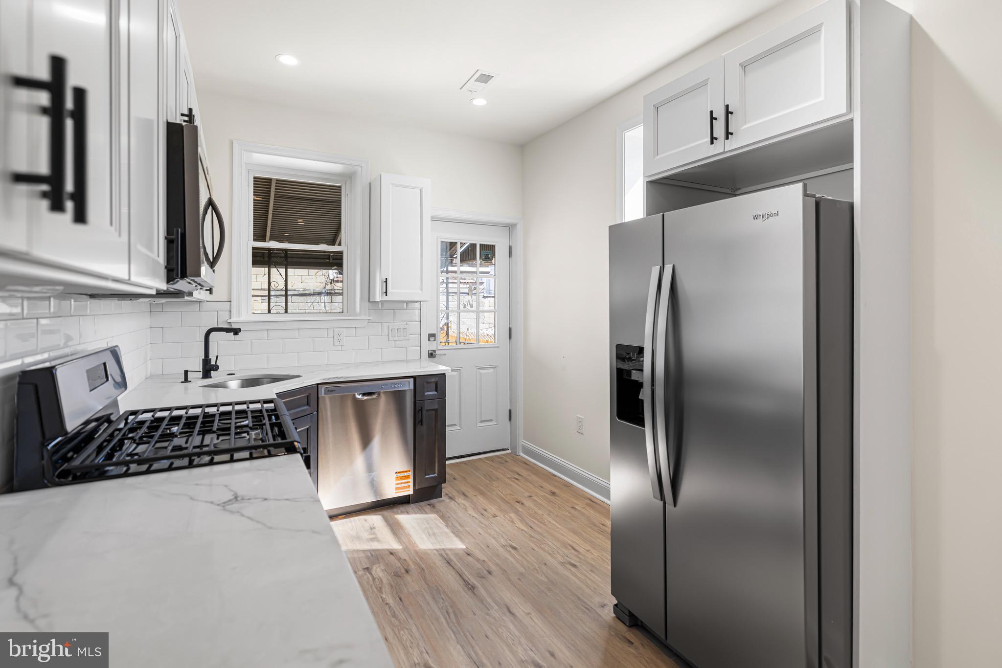 511 North Gross Street Philadelphia, PA 19151 - Photo 11 of 28 Kitchen