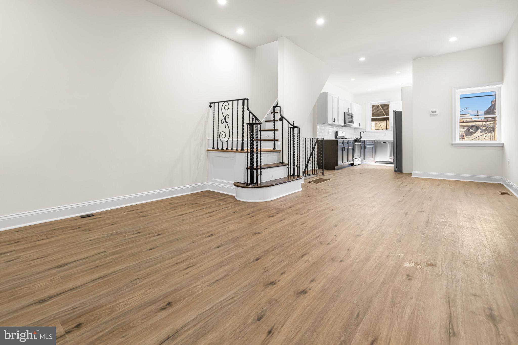511 North Gross Street Philadelphia, PA 19151 - Photo 4 of 28 Living Room
