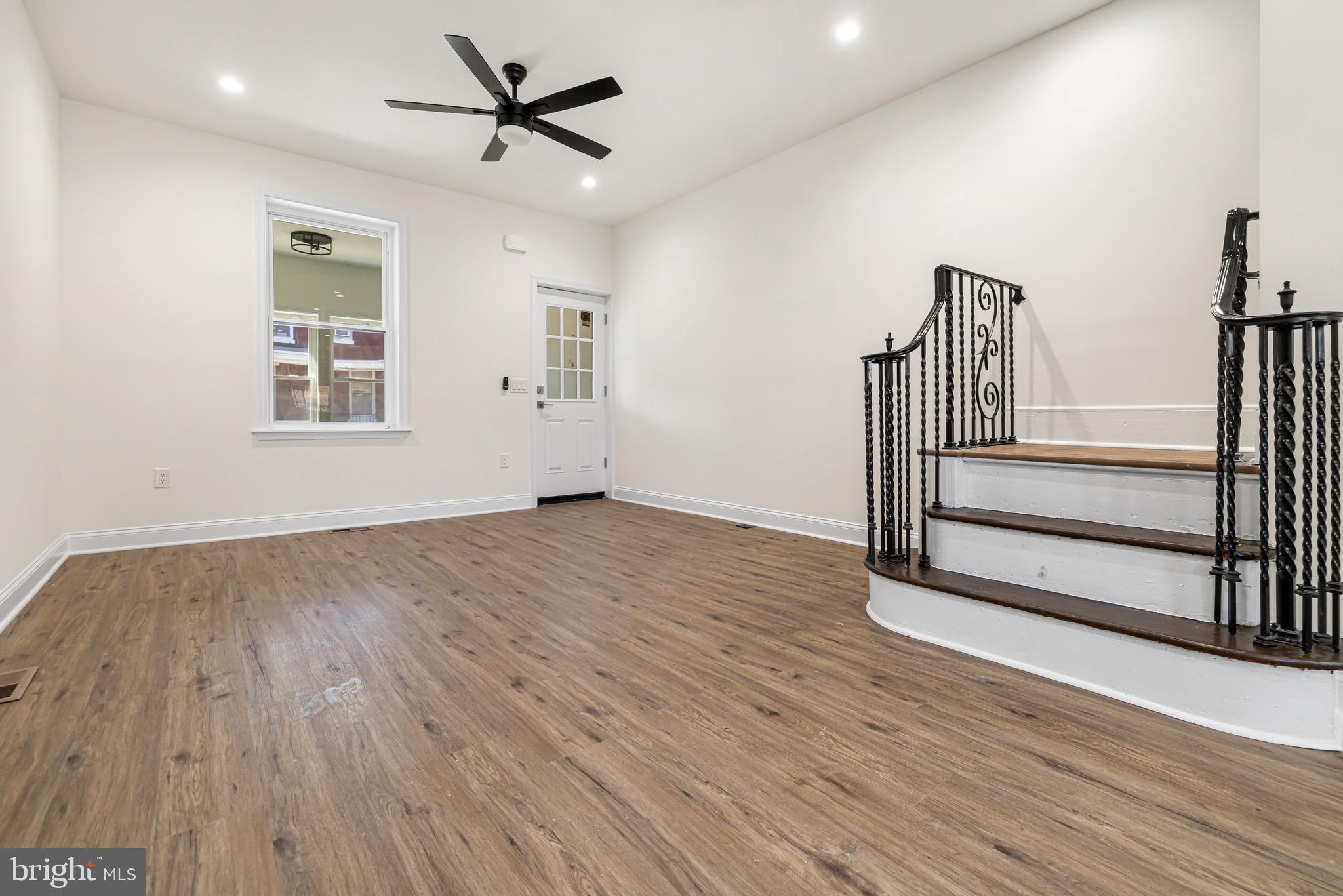 511 North Gross Street Philadelphia, PA 19151 - Photo 5 of 28 Living Room Front