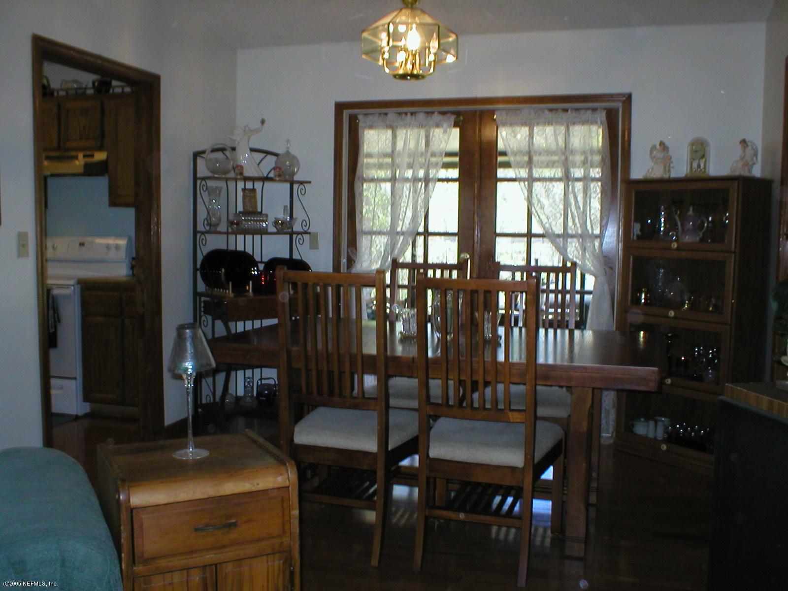 4506 Tumbleweed Road Middleburg, FL 32068 - Photo 3 of 5 Dining Room