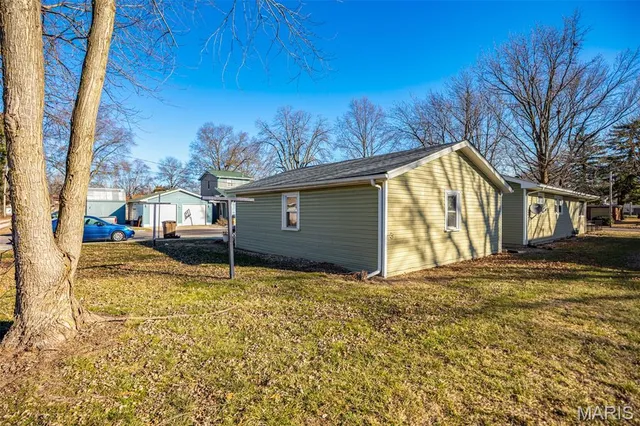 $168,000 | 625 North Franklin Street, Staunton, IL 62088