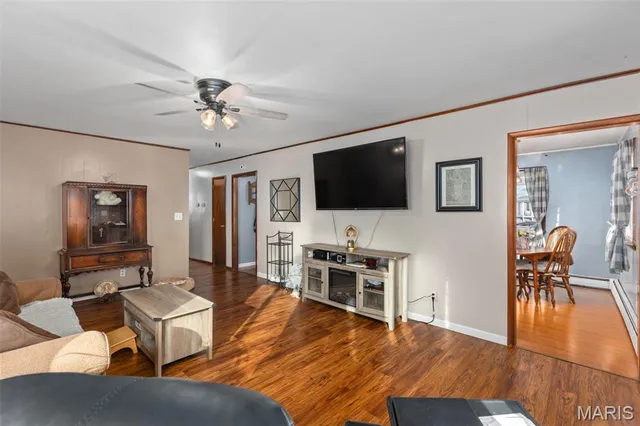 $168,000 | 625 North Franklin Street, Staunton, IL 62088