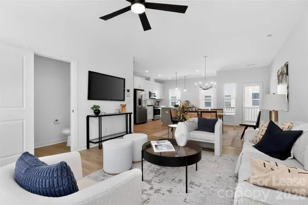 $1,940 | 3709 Lou Ann Avenue, Charlotte, NC 28208