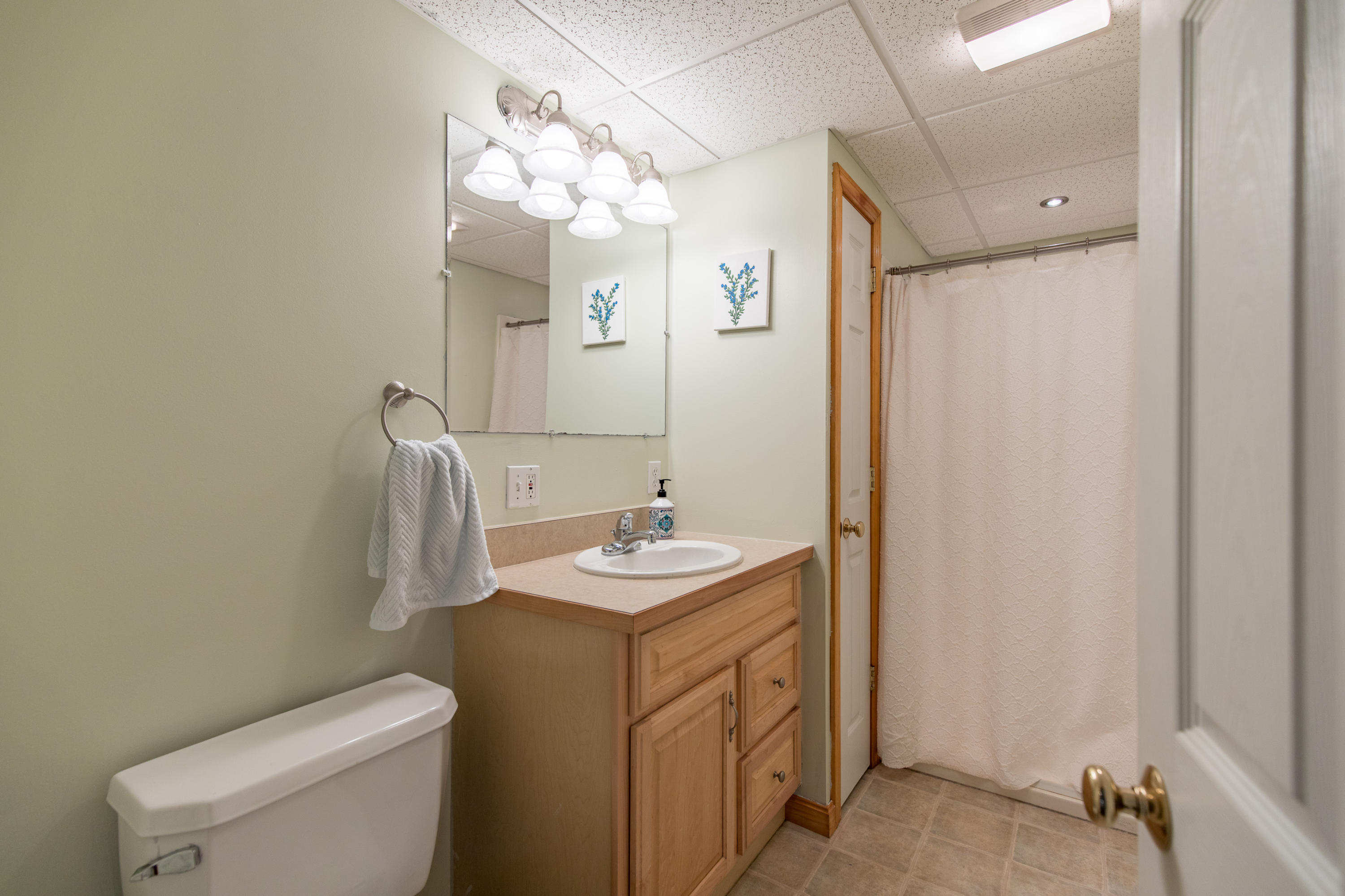 190 Pond Road New Gloucester, ME 04260 - Photo 22 of 28 190 Pond Road New Gloucester-32