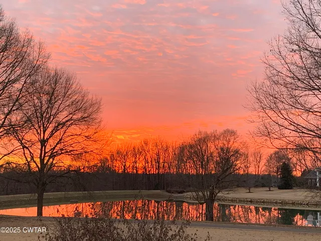 $695,000 | 433 Sanders Bluff Road, Three Way, TN 38343