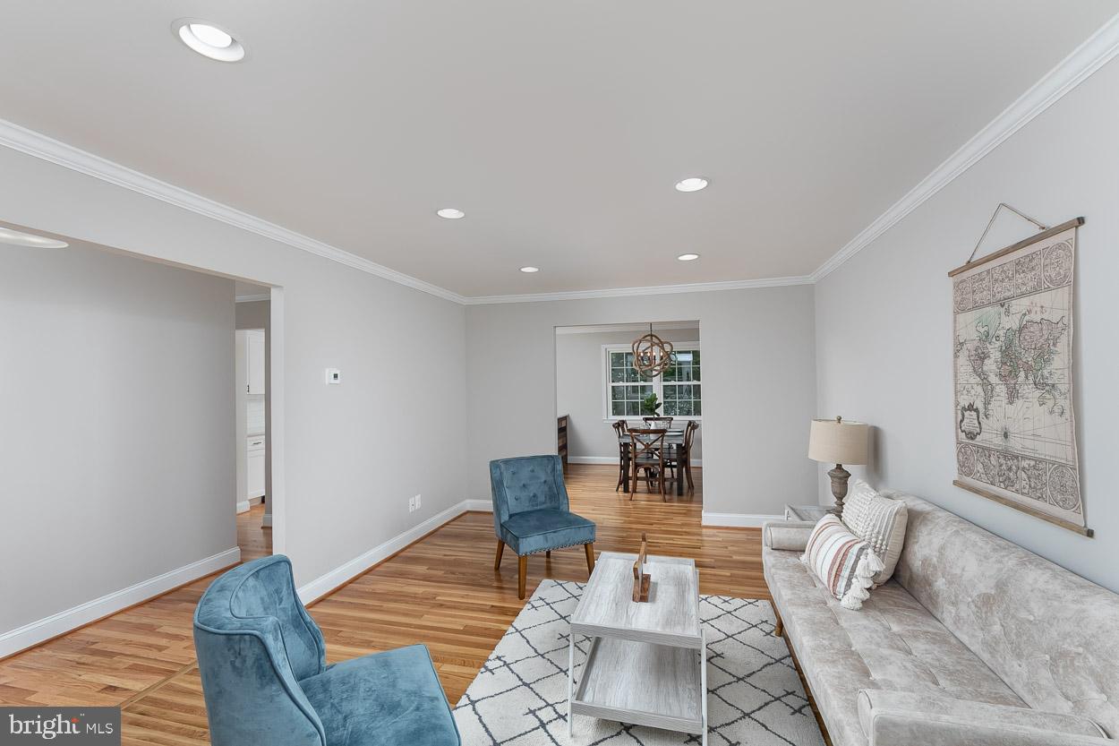 10127 Charington Road Cockeysville, MD 21030 - Photo 12 of 39 Gallery Image 12