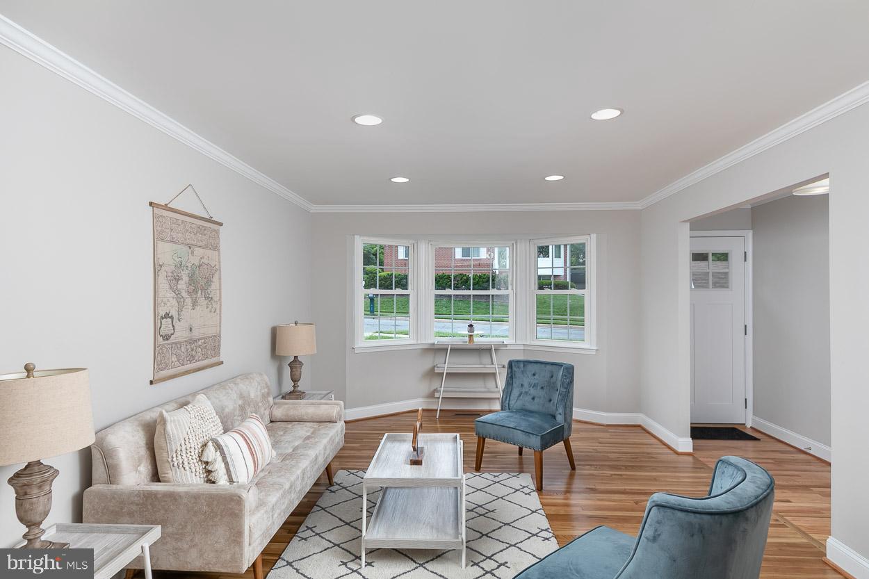 10127 Charington Road Cockeysville, MD 21030 - Photo 13 of 39 Gallery Image 13